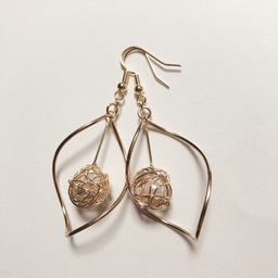 Monaka　〜ハンドメイドピアス〜