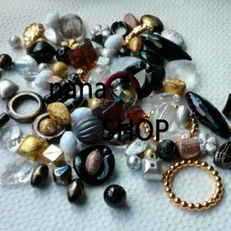 nana  ｱｸｾｻﾘｰSHOP