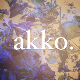  akko.