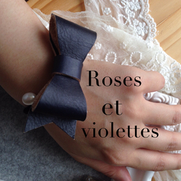 Roses et violettes