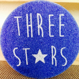 three st☆rs