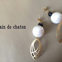 main de chaton