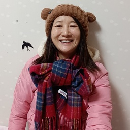 アウトサイダーアートの点描画家　齋藤郁恵