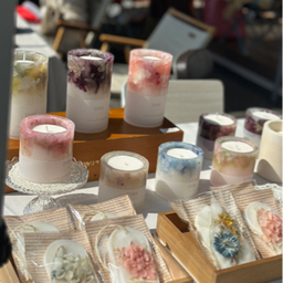 2589. GIFT candle 🎁