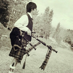 bagpiper-hrs
