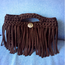 Tシャツヤーンガール