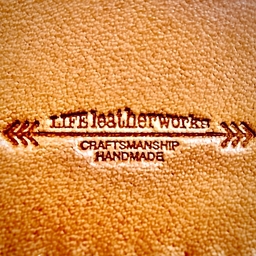 ←LIFE leatherworks→