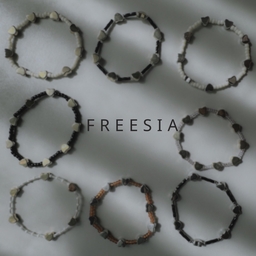 FREESIA.