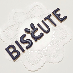 BISCUTE  