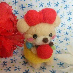 めるこ