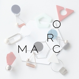 M A C R O