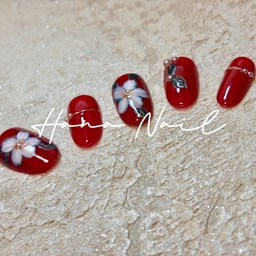 Hana Nail