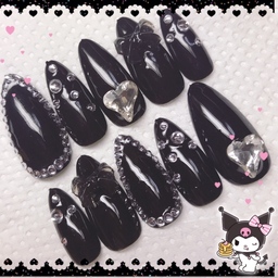maeco_nail