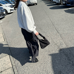 つき