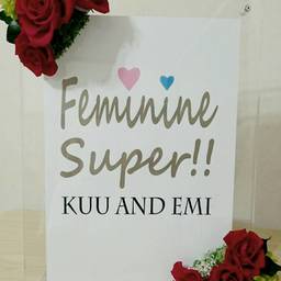 feminine super!!