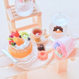 ma-'s miniature