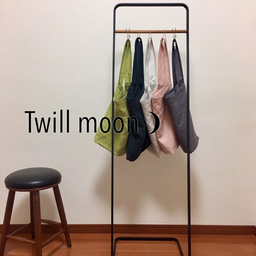 Twill moon ❩