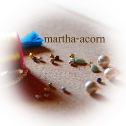martha-acorn
