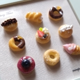 ミニチュアパン工房　うさぎパン