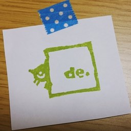 de.