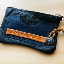 Smile kei leather