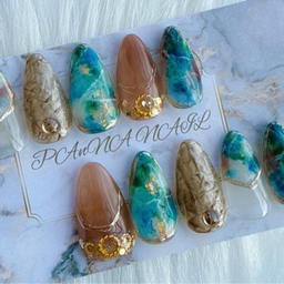 panna-nail