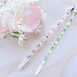 .*❁Flower petals❁*.