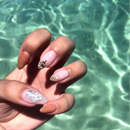 m__nails___  最短1日〜発送