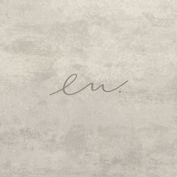 ew-nail